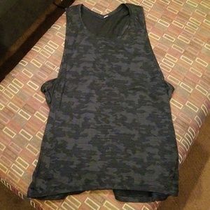 Lulu camo tank